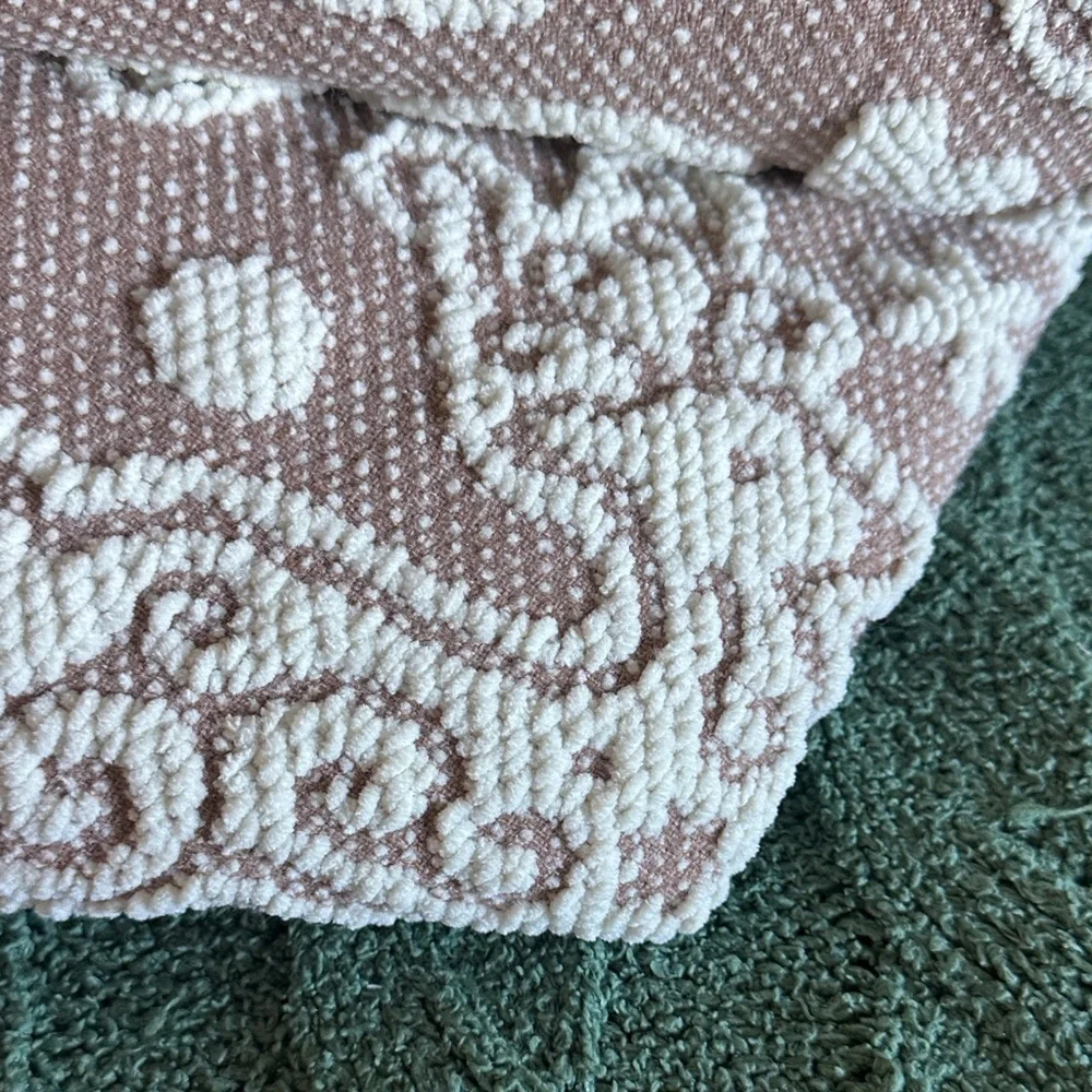 Cupcakes & Cashmere Holiday Christmas Throw Chenille Gingerbread Reindeer NEW!